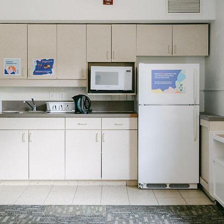 Pacific Spirit Hostel Βανκούβερ Εξωτερικό φωτογραφία